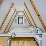 Una Resort