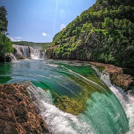 Вилла Una Resort