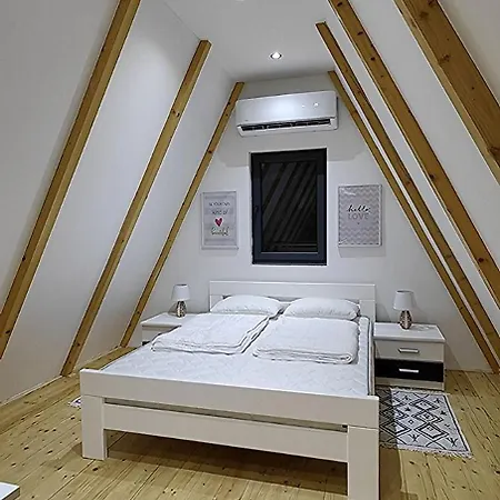 Villa Una Resort Bosanska Krupa