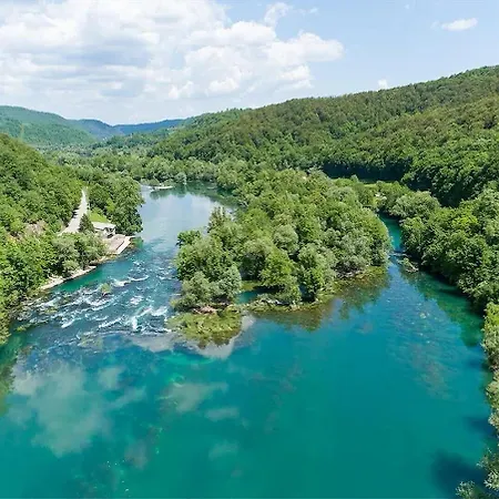 Una Resort Вилла Босанска-Крупа